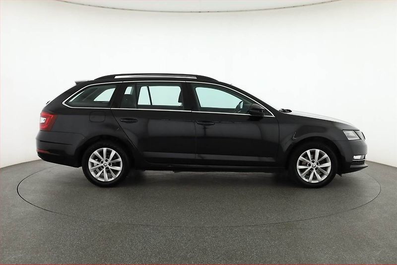 Škoda Octavia (2017) 1.6 TDI, Automat, Serv.kniha - fotka 6 z 17