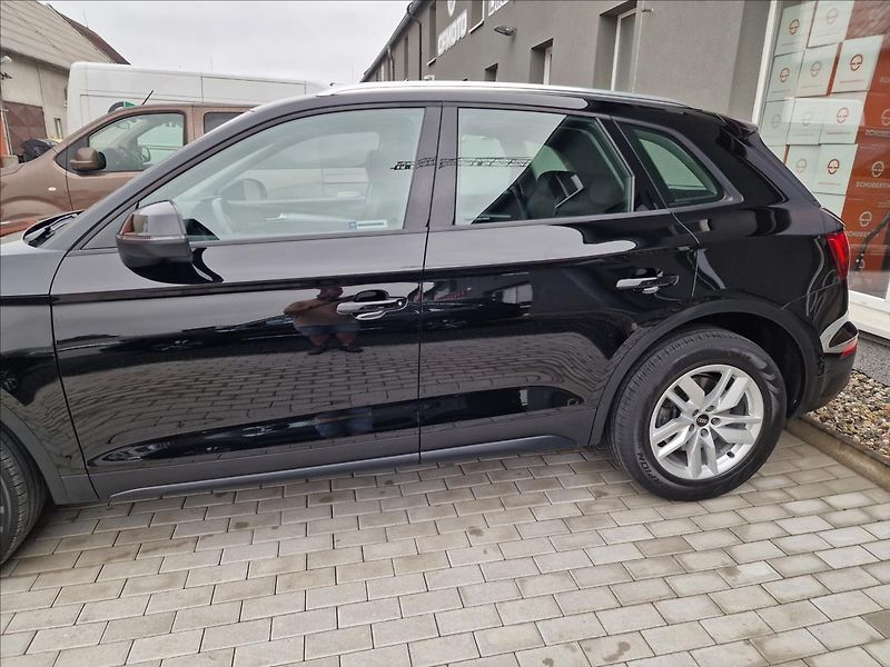Audi Q5 40 TDI Quattro S Tronic,1.Maj - fotka 44 z 50