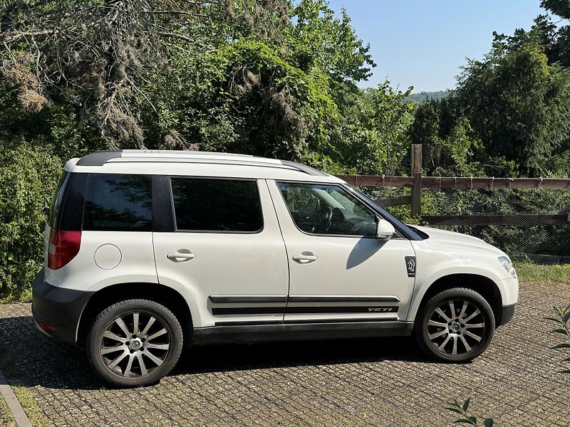 Škoda Yeti (2013) - fotka 2 z 11