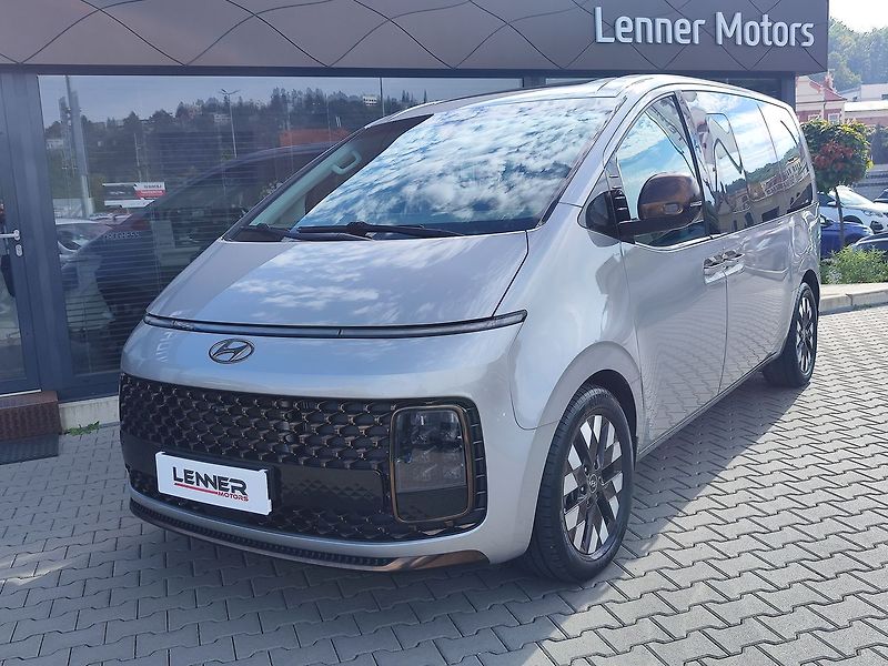 Hyundai Staria 2.2 CRDI/130kW Luxury PNM DCT - fotka 1 z 41