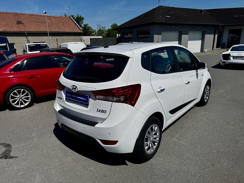 Hyundai ix20 (2019) 1.6i 91 KW - CZ - 1.Majitel - fotka 5 z 18