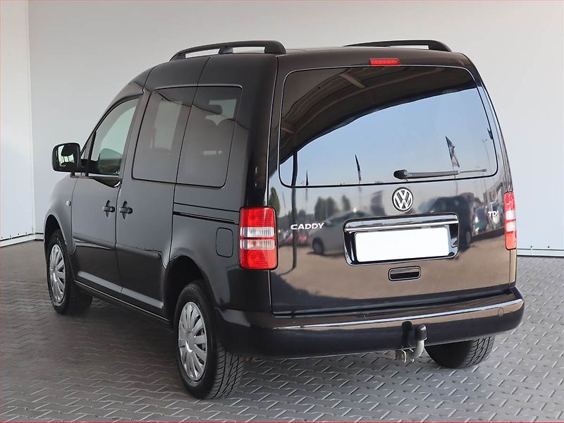 Volkswagen Caddy (2013) Comfortline 1.6 TDI, 5Míst, SR - fotka 4 z 17