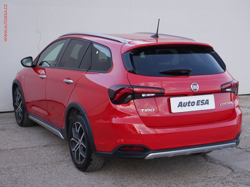 Fiat Tipo (2022) 1.0 GSE, Cross, LED - fotka 4 z 16