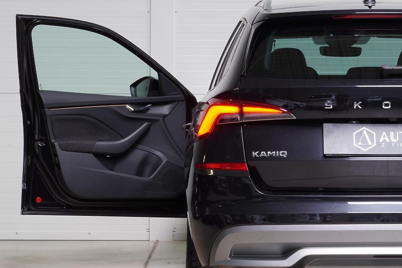 Škoda Kamiq 1.0TSI DSG Style,DPH,ČR,TAŽNÉ - fotka 11 z 29