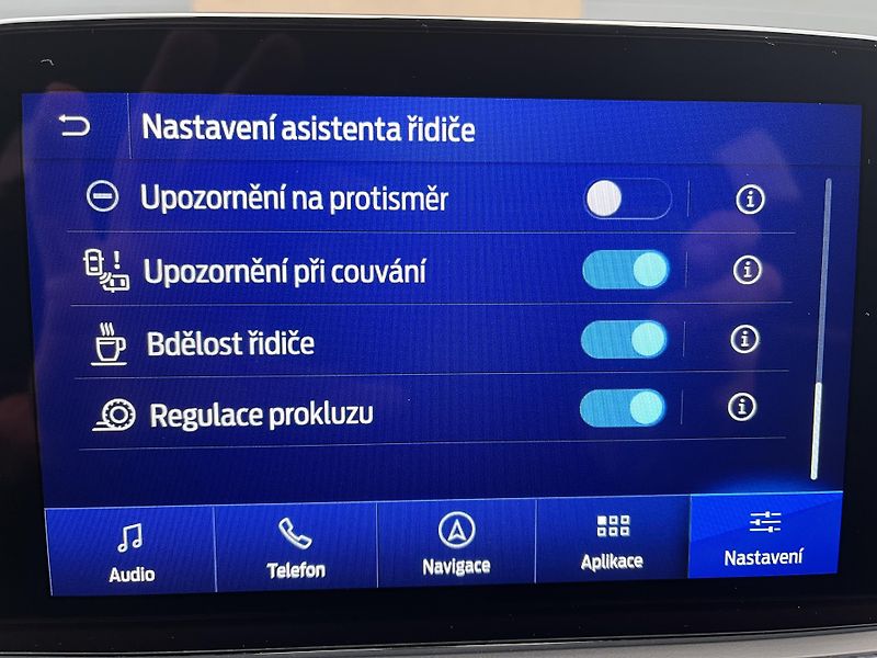 Ford Kuga (2023) 2.5 Plug-in Hybrid, ST-Line  - fotka 34 z 44