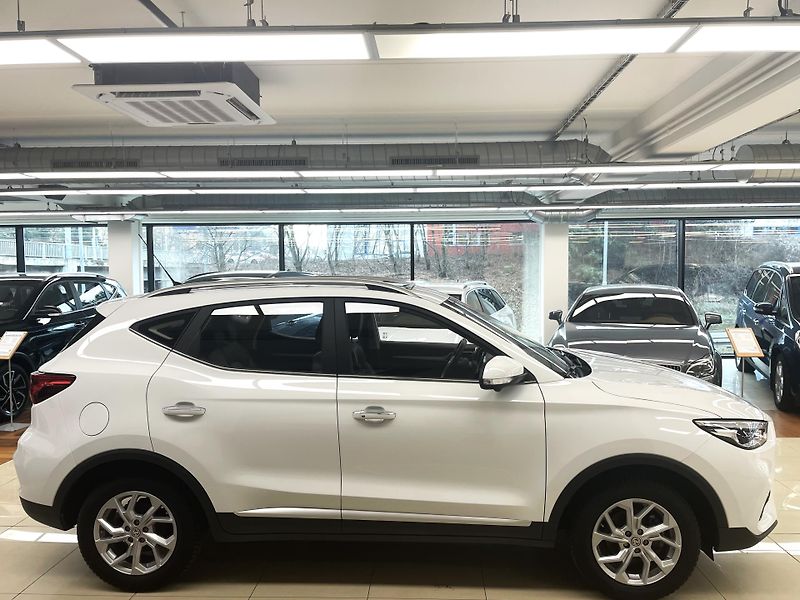 MG ZS 1.0 TGI, ČR, KAM 360 - fotka 7 z 33