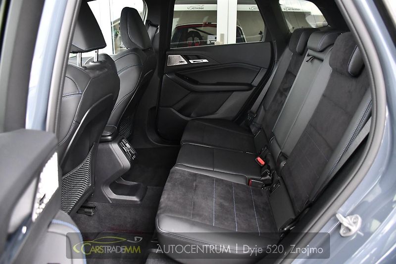 BMW Řada 2 218D ACTIVE TOURER ČR 1M - fotka 13 z 60