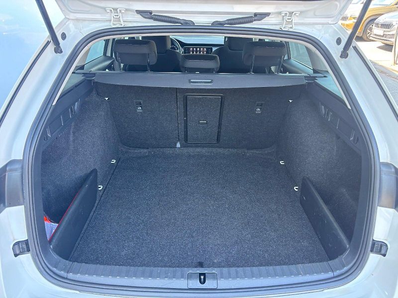 Škoda Octavia (2022) 2.0 TDI 85kW Ambition Plus Nez - fotka 34 z 35