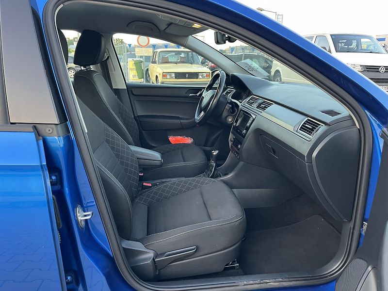 Škoda Rapid (2016) 1.6 TDi-85kW - fotka 9 z 15