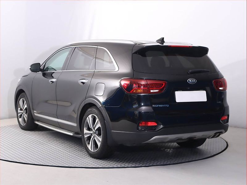 Kia Sorento (2019) 2.2 CRDi, Automat, Serv.kniha - fotka 4 z 20