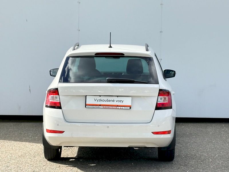 Škoda Fabia (2022) Combi 1.0 TSI / 70kW / AMBITIO - fotka 11 z 25