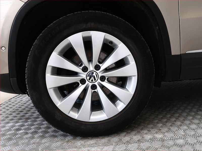 Volkswagen Tiguan (2012) Sport&Style 2.0 TDI, 4X4 - fotka 14 z 16