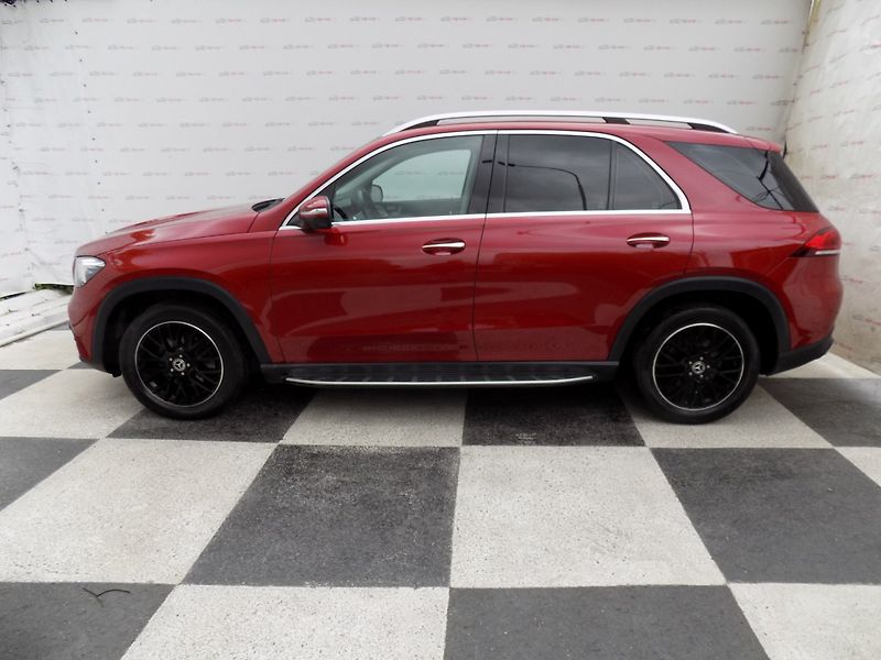 Mercedes-Benz GLE (2019) 300d/4-Matic/Full-Led/ - fotka 2 z 48