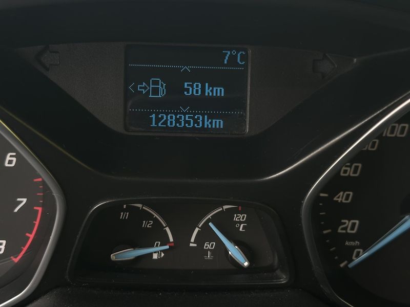 Ford C-MAX (2012) 1.6/77kW *KLIMA* ČR  - fotka 11 z 28