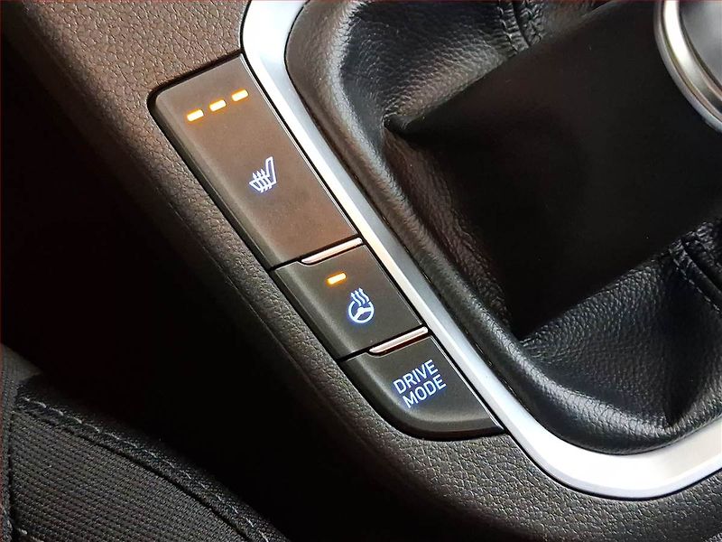 Hyundai i30 (2020) Family Smart 1.5 T-GDI MHEV - fotka 18 z 23