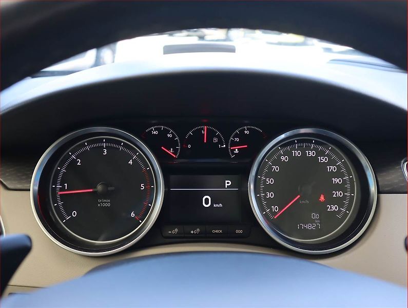 Peugeot 508 (2013) 2.0 HDi, Automat, Serv.kniha - fotka 11 z 22