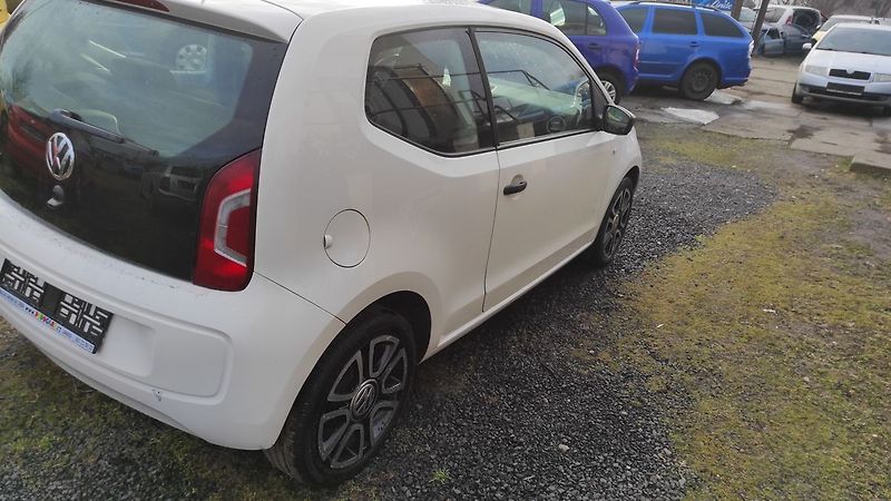 Volkswagen up! 1.0 White - fotka 4 z 17