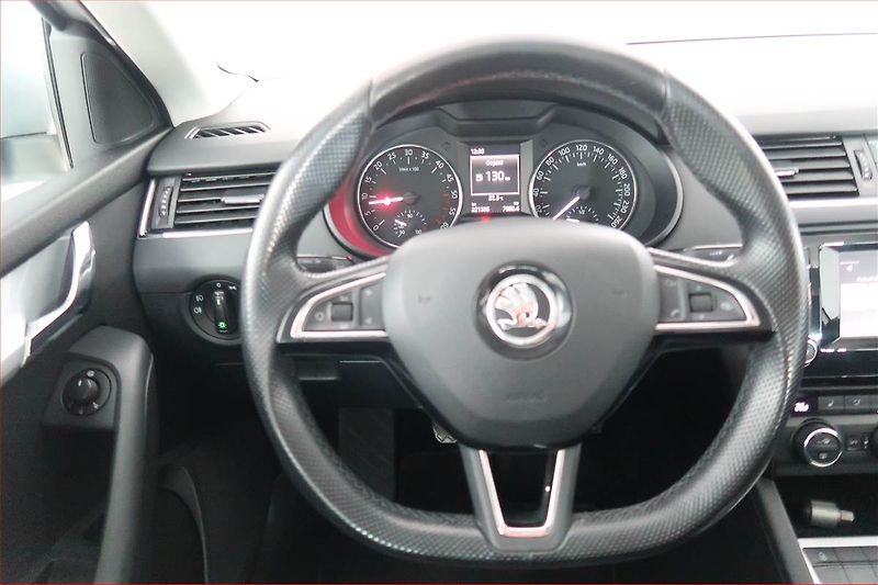 Škoda Octavia (2015) Elegance 1.6 TDI, Tempomat - fotka 15 z 17