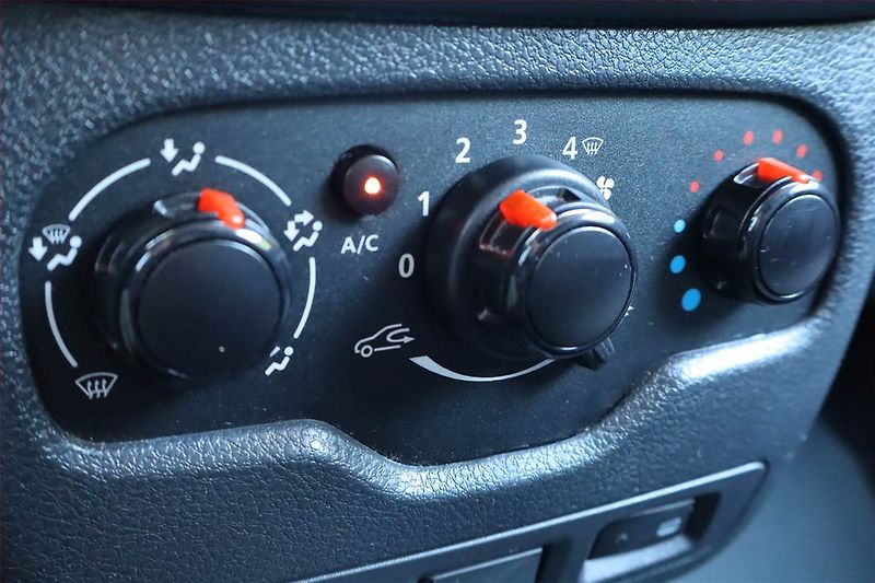 Dacia Dokker (2019) 1.5 dCi, SR - fotka 12 z 18
