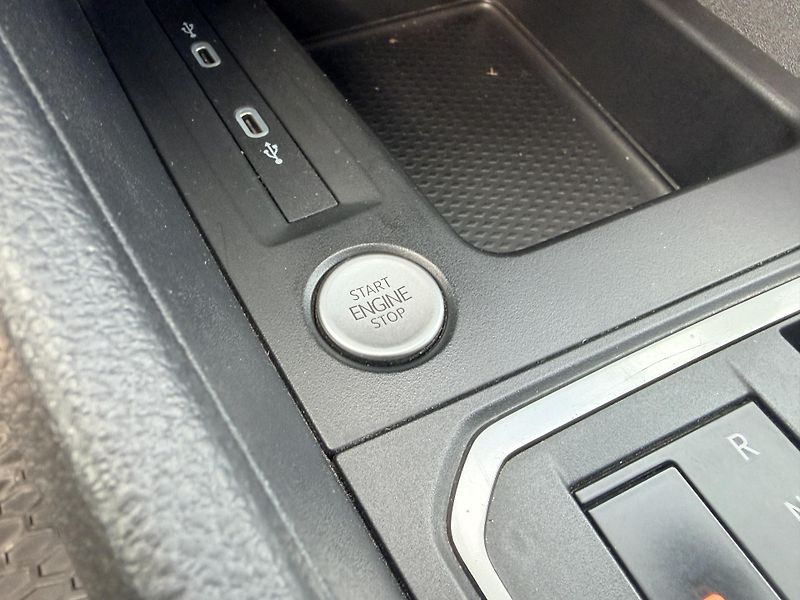 Volkswagen Caddy 2.0TDI STYLE LED VIRTUAL - fotka 23 z 43