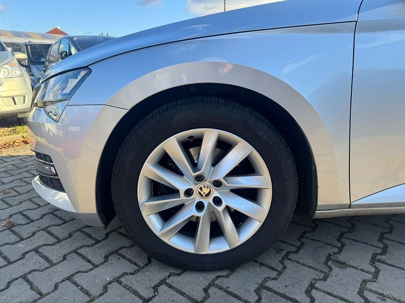 Škoda Superb (2019) DSG 2,0 TDI 140 KW STYLE+ SŠA - fotka 14 z 49