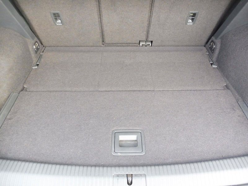Volkswagen Golf Sportsvan (2018) Comfort Edition 1,4 TSI 92kW - fotka 18 z 24