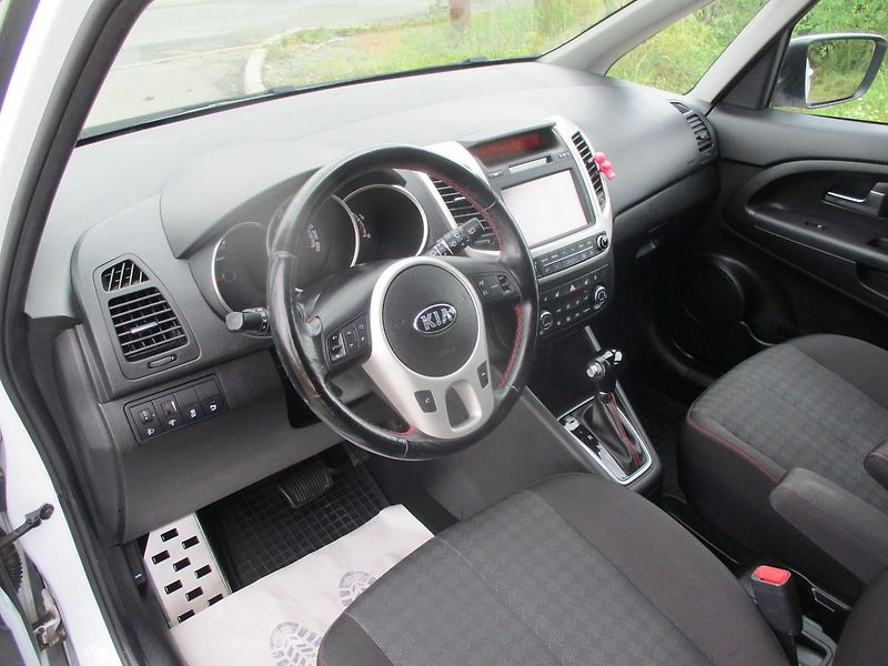 Kia Venga 1.6i 91kW AUTOMAT*NAVI*VÝHŘEV - fotka 13 z 50