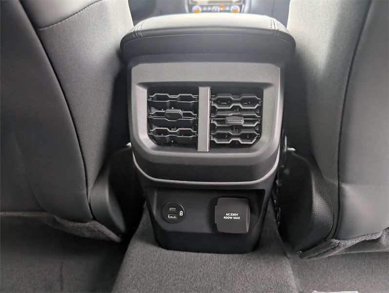 Ford Ranger Raptor, Dvojkabina, 3.0 EcoBoo - fotka 13 z 24