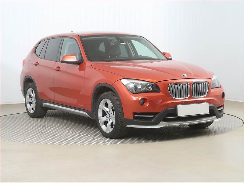 BMW X1 (2014) sDrive16d, Park. senzory - fotografie inzerátu