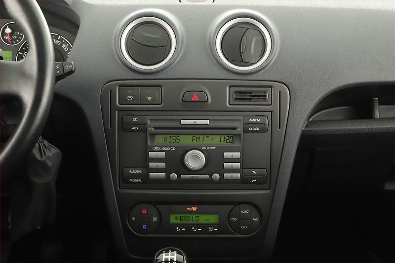 Ford Fusion (2007) 1.4, po STK, slušný stav - fotka 9 z 14