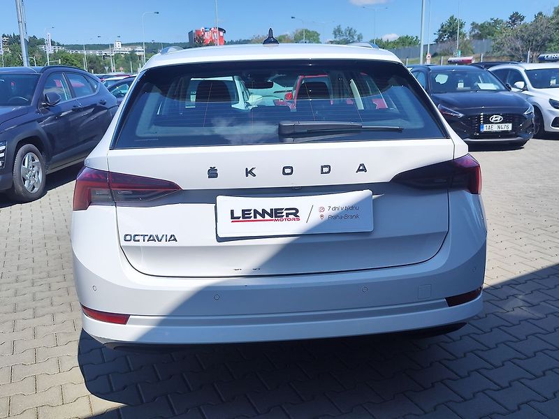 Škoda Octavia 2.0 TDI/85kW Style DSG - fotka 6 z 34