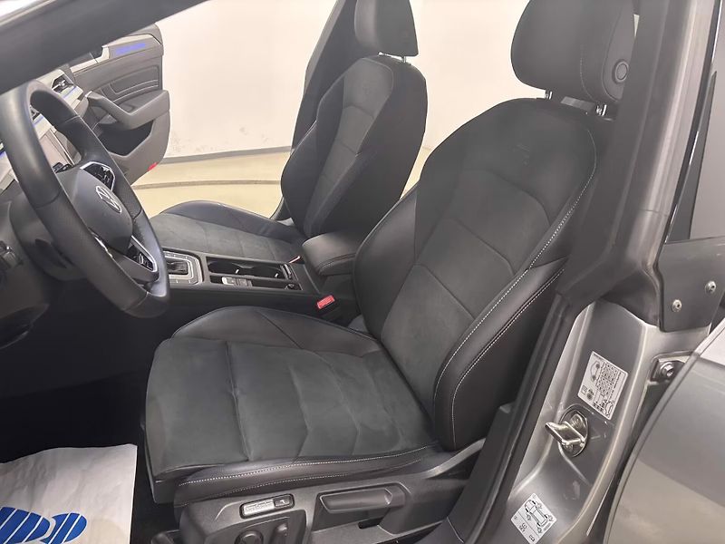 Volkswagen Arteon 2.0 TSI Pano 360 DCC Ad.Temp - fotka 7 z 22