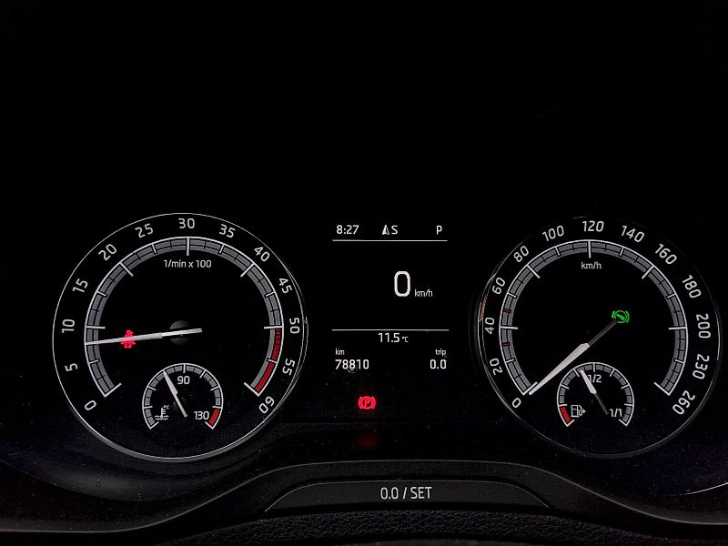 Škoda Karoq (2018) Ambition Plus 2,0 Tdi 110 Kw 4 - fotka 7 z 35