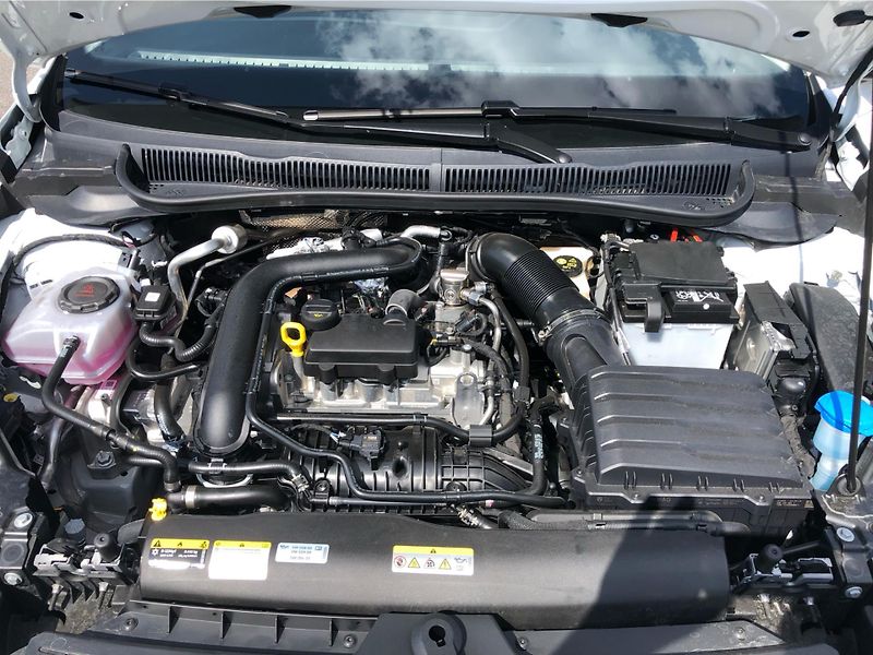 Volkswagen Taigo Friends 1,0 TSI 85 kW 7DSG - fotka 28 z 28