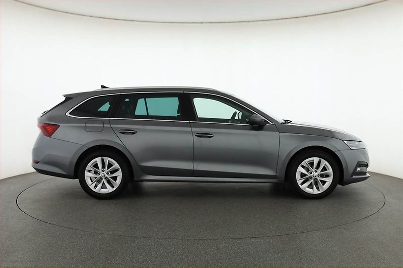 Škoda Octavia (2023) Style 2.0 TDI - fotka 6 z 18