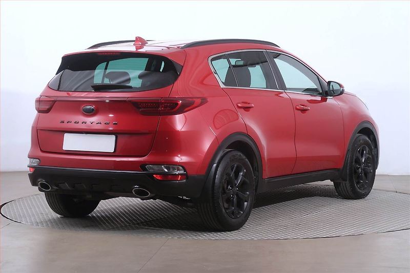Kia Sportage (2021) Black Edition 1.6 CRDi - fotka 5 z 24