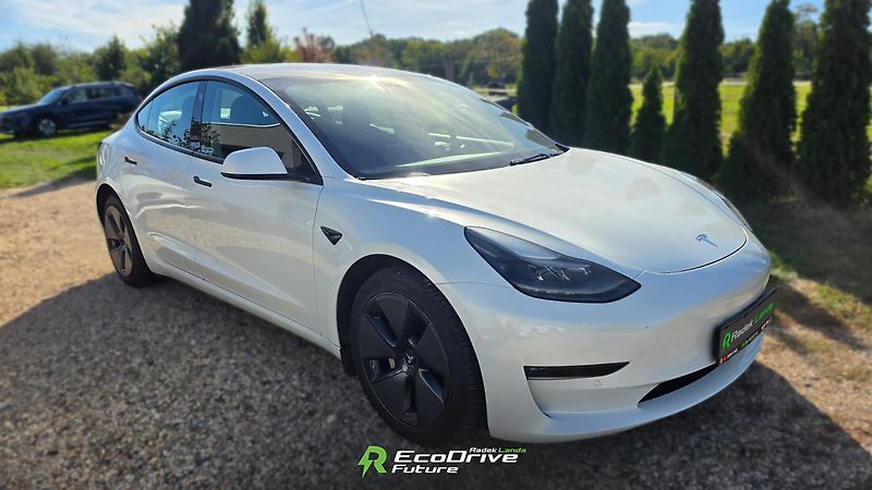 Tesla Model 3 (2021) Long Range AWD, Dual Motor - fotka 2 z 12
