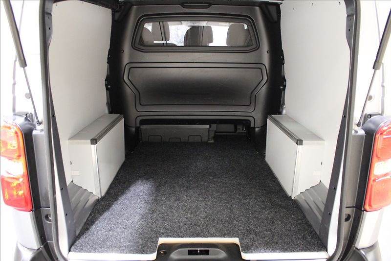 Peugeot Expert 2,0 HDI 6-MÍST L3 145k MAN 6 - fotka 6 z 31
