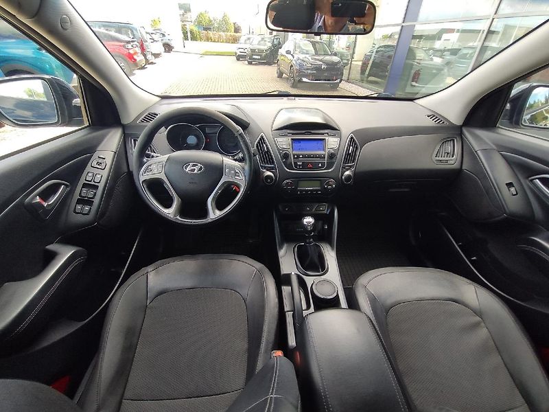 Hyundai ix35 (2014) 1.6i 135k MAN6 TAŽNÉ - fotka 2 z 25