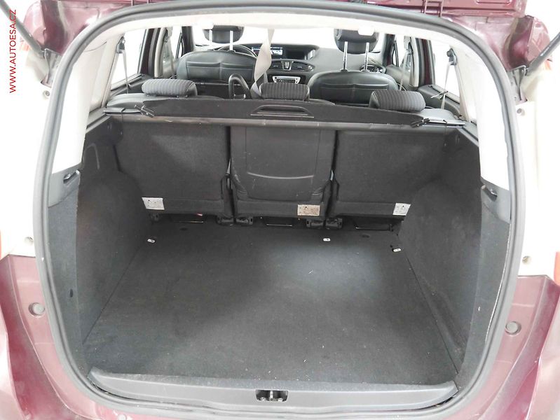 Renault Scénic (2013) 1.6 dCi, ČR, Xenon, AC - fotka 7 z 24