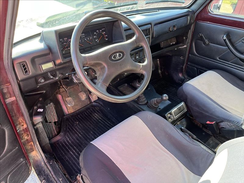 Lada Niva 1,7 i PRAKTIK 2MÍSTA 4x4 TAŽNÉ - fotka 9 z 30