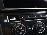 Volkswagen Golf (2018) 1.0 TSI, Tempomat - náhled 15