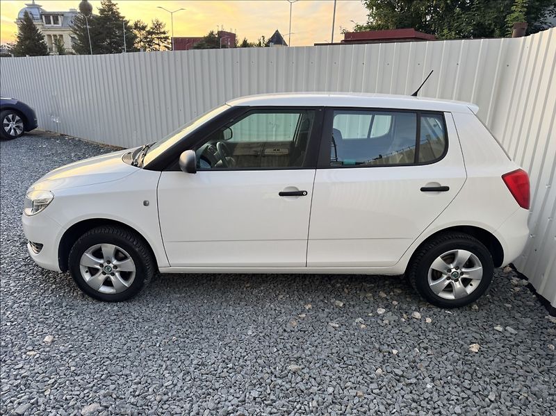 Škoda Fabia 1,4 i 16V 63kW KLIMA 1.maj. ČR - fotka 4 z 43