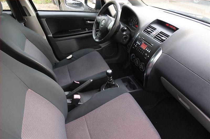 Suzuki SX4 (2007) 1.9 DDiS, Tažné, oblíbený vůz - fotka 9 z 22