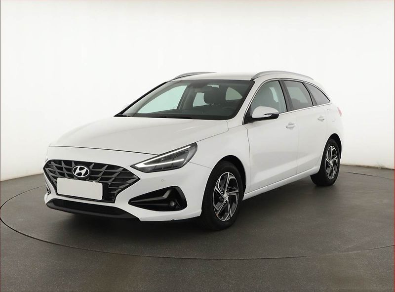 Hyundai i30 (2023) Smart 1.0 T-GDI, Automat, ČR - fotka 2 z 20