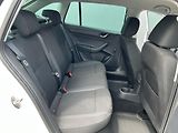 Škoda Rapid (2015) 1,6TDi 77kW AMBITION - náhled 25