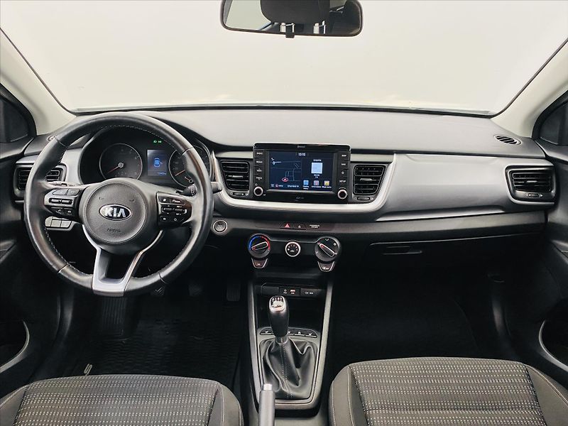Kia Stonic 1,4 CVVT 73kW - fotka 9 z 26