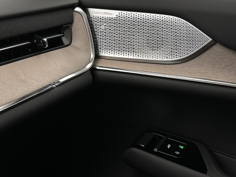 Volvo EX90 (2024) PURE ELECTRIC TWIN ULTRA 7míst - fotka 33 z 46