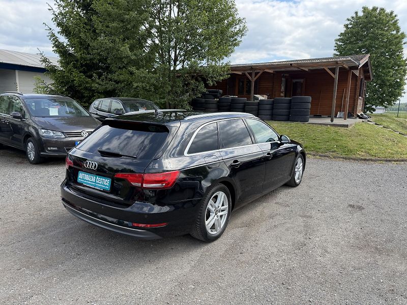 Audi A4 2.0 TDI 3x S-line - fotka 6 z 21