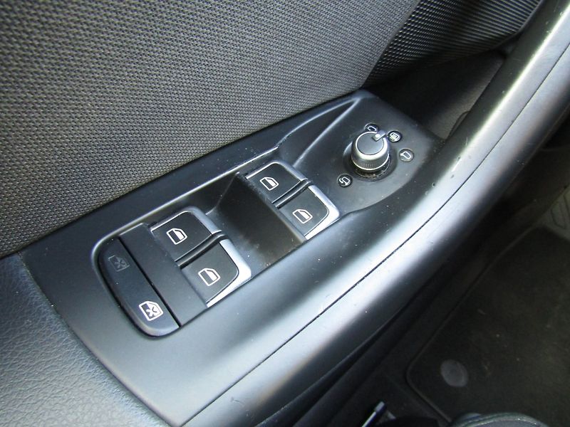 Audi Q3 (2016) 1.4 TFSI 110kW - fotka 32 z 44